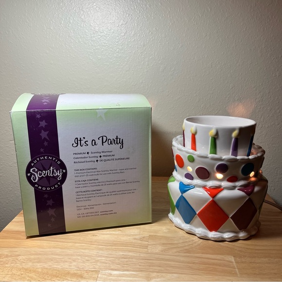 NIB It's a Party Premium Scentsy Warmer - Picture 6 of 11